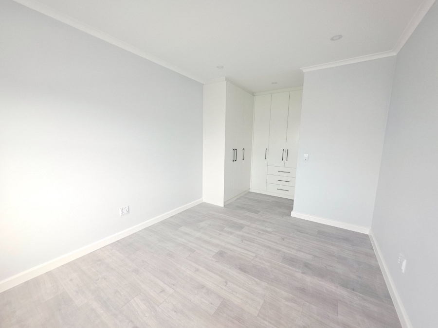 4 Bedroom Property for Sale in Sandown Western Cape